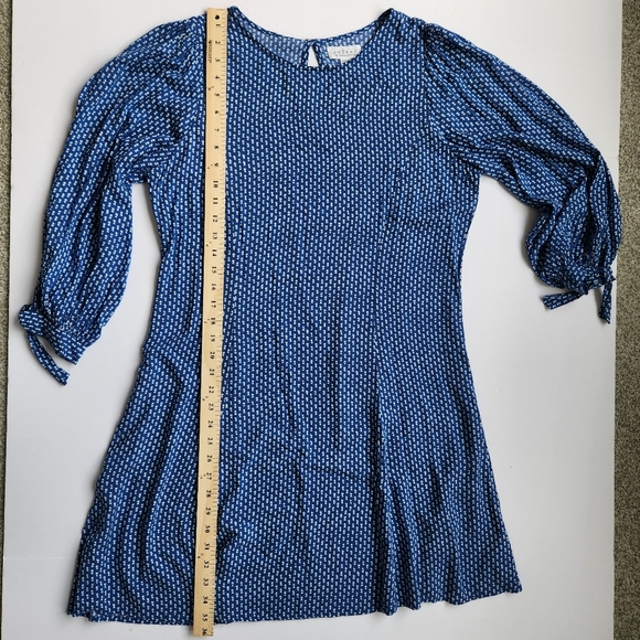 Velvet By Graham And Spencer Marnita Dress Blue White Print Lightweight Large - Picture 14 of 16